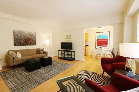 2745 29th St NW #406, Washington, DC 20008