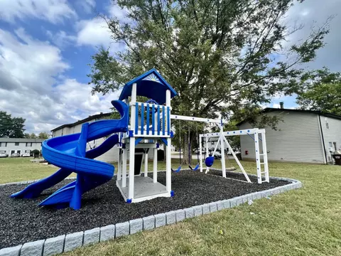 220 Aurora Ave #217DIN, Madison, TN 37115