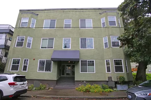 515 22nd Ave #301, Seattle, WA 98122