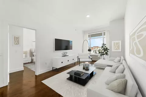 109 Christopher Columbus Dr #404, Jersey City, NJ 07302