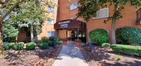 27621 Chagrin Blvd #231, Woodmere, OH 44122