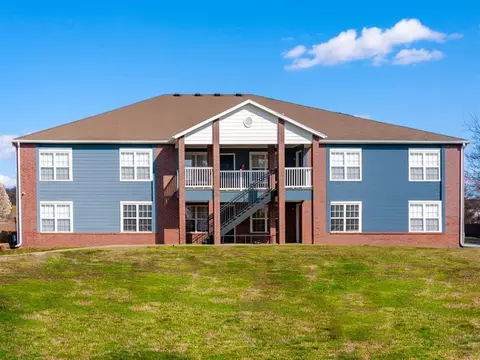 514 Butterfield Coach Rd #D102, Springdale, AR 72764