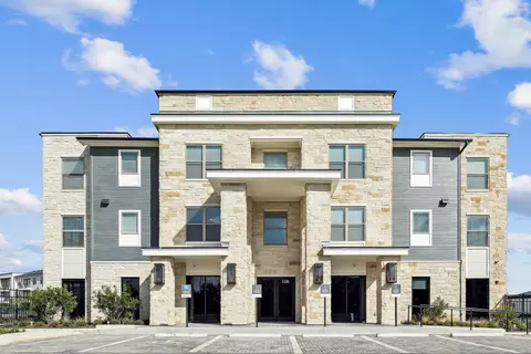 108 Oak Creek Way #2-2211, New Braunfels, TX 78130