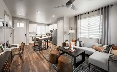 5201 W Olive Ave #37-37, Glendale, AZ 85302
