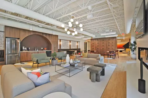 295 Kirts Blvd #1-227, Troy, MI 48084
