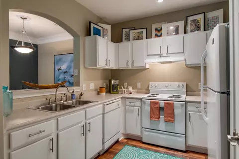 1101 Exchange Pl #0827, Durham, NC 27713