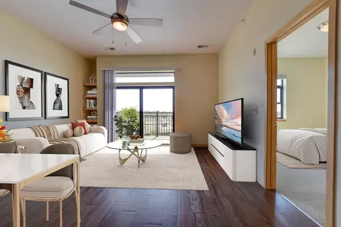 2221 Sherman Ave #104, Madison, WI 53704