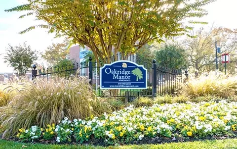 7701 Oakwood Rd #101, Glen Burnie, MD 21061