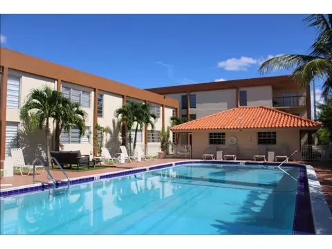 201 W 65th St #0105, Hialeah, FL 33012
