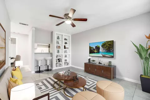 10615 Beechnut St #1902, Houston, TX 77072