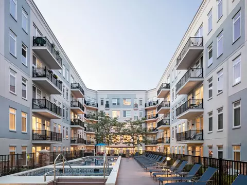 800 Madison St #339, Hoboken, NJ 07030