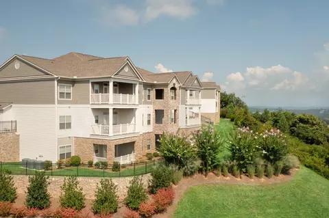 2111 Greystone Vista Way #04-102, Knoxville, TN 37932