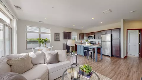 3000 N Chestnut St #318, Chaska, MN 55318