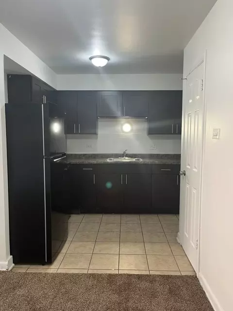 2710 E 83rd St #2710-5B, Chicago, IL 60617