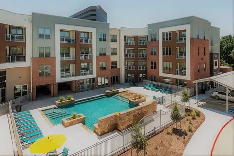 404 E Border St #210, Arlington, TX 76010