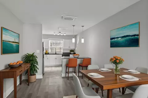 9047 San Jose Blvd #201, Jacksonville, FL 32257