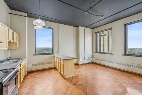 10 E 4th St #1207, Saint Paul, MN 55101