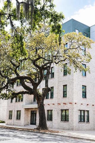 2213 Bull St #2304, Savannah, GA 31401