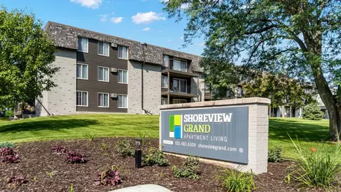 577 Harriet Ave #1213, Shoreview, MN 55126