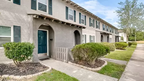 10611 Abercorn St #158, Savannah, GA 31419