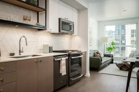 2070 NW Quimby St #226, Portland, OR 97209