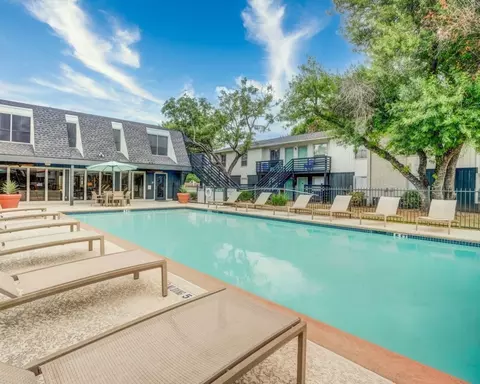 502 Southwest Pkwy #1810, College Station, TX 77840