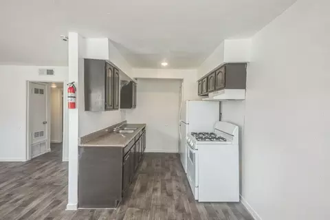 6607 Prino Rd #61, Hitchcock, TX 77563