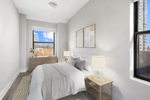 4157 N Clarendon Ave #0802, Chicago, IL 60613