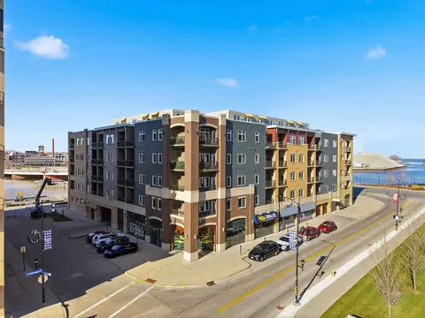 401 N Washington St #317, Green Bay, WI 54301