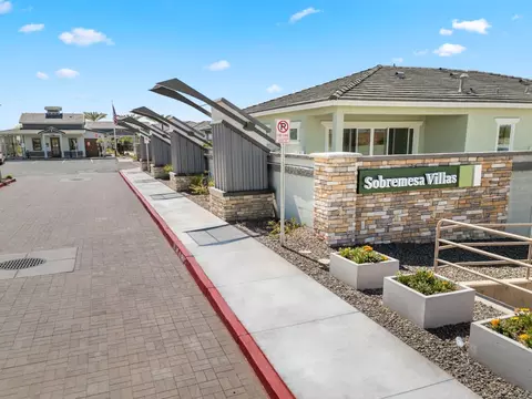 15601 W Cactus Rd #1-1069, Surprise, AZ 85379