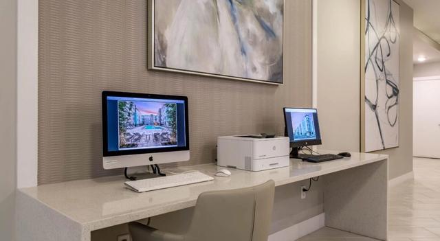 9301 Summit Centre Way #1208, Orlando, FL 32810