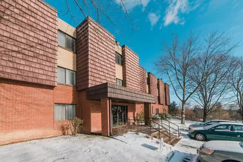 114 Book Ave UNIT 102, Beaver Falls, PA 15010