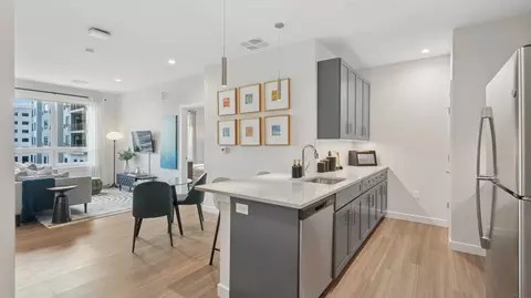 533 Main St #2039, East Orange, NJ 07018
