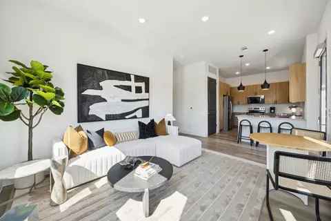 8100 S Collins St #8203, Arlington, TX 76002