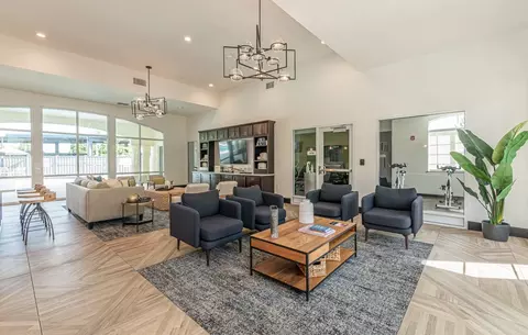 562 Chapel Trace Dr #02-208, Orlando, FL 32807