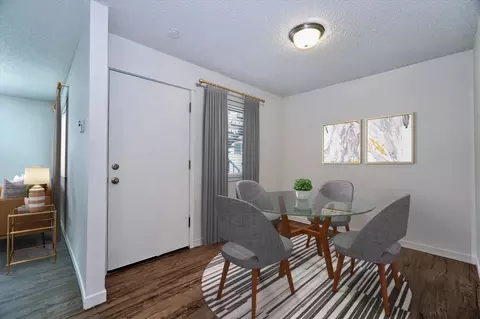 2600 T St #14, Vancouver, WA 98661