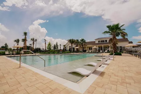 29033 Corrine Rd #86, San Antonio, FL 33576