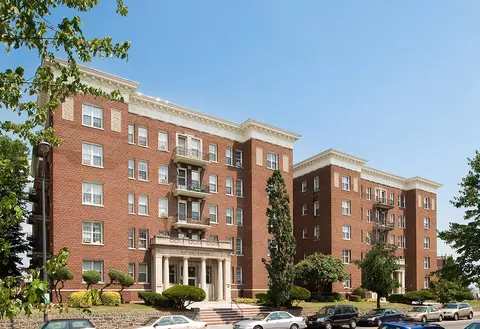 2505 13th St NW #306, Washington, DC 20009