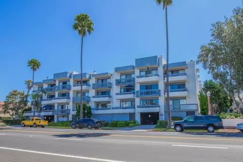1000 S Catalina Ave #106, Redondo Beach, CA 90277