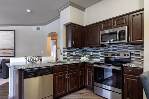 2109 Sawdust Rd #23104, The Woodlands, TX 77380