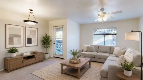 7701 W Saint John Rd #2211, Glendale, AZ 85308