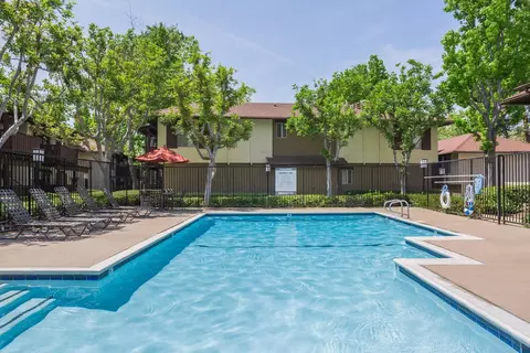 2540 Country Hills Rd #283, Brea, CA 92821