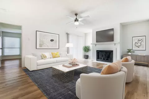 812 Cooper Square Cir #145, Arlington, TX 76013