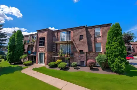 3835 Teachers Ln #1, Orchard Park, NY 14127