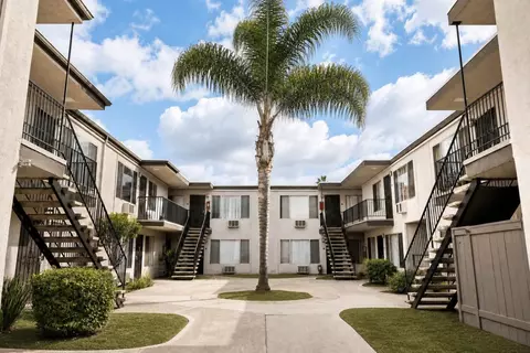 1050 Peach Ave #10, El Cajon, CA 92021
