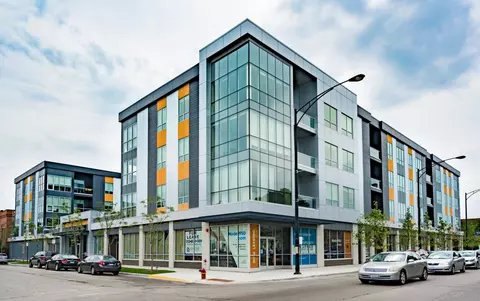 1950 N Campbell Ave #320S, Chicago, IL 60647
