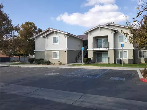 445 18th Ave #311, Delano, CA 93215