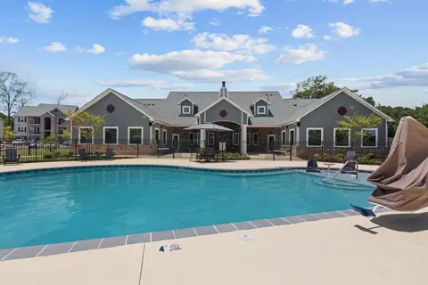 1375 Mccoy St #935, Opelika, AL 36801