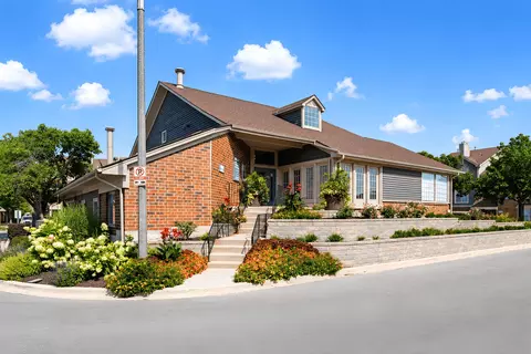 2800 Windsor Dr #2777-104, Lisle, IL 60532