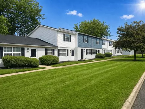 3939 Rosland Dr #275, Columbus, OH 43207